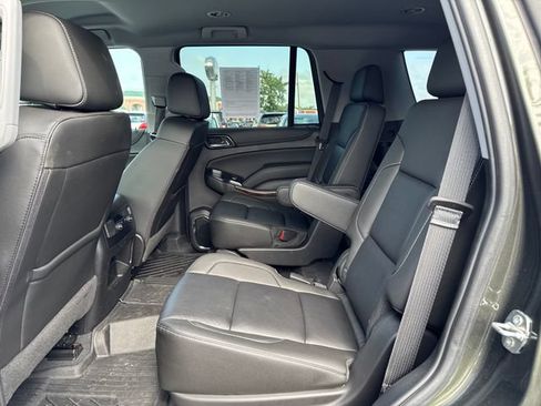 Used 2019 Chevrolet Tahoe LT w/ Off-Road Package AWD/4WD image 27