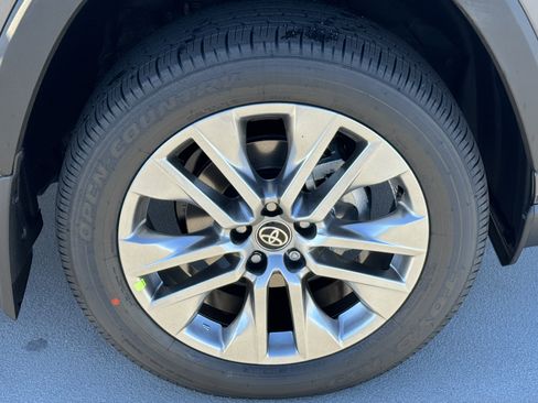 New 2025 Toyota RAV4 XLE Premium image 15