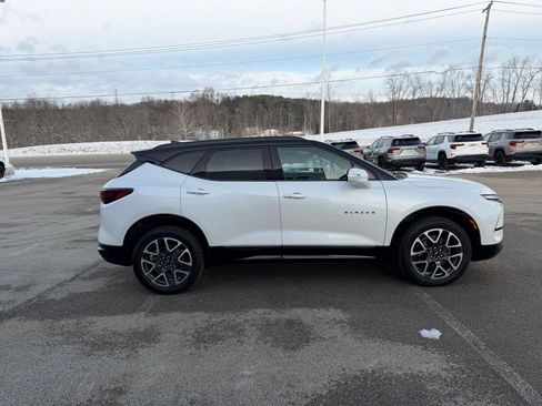 Certified 2023 Chevrolet Blazer RS w/ Enhanced Convenience Package image 6