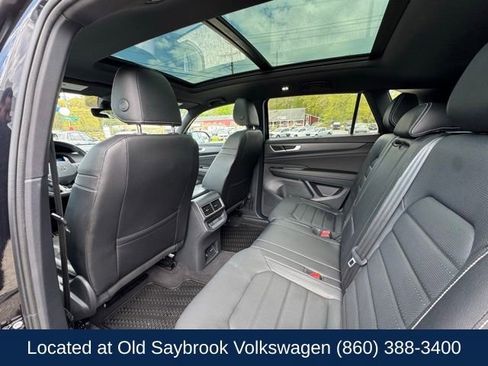 Used 2024 Volkswagen Atlas Cross Sport SEL R-Line AWD/4WD image 10