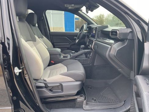 Used 2024 Toyota Tacoma TRD Off-Road image 27