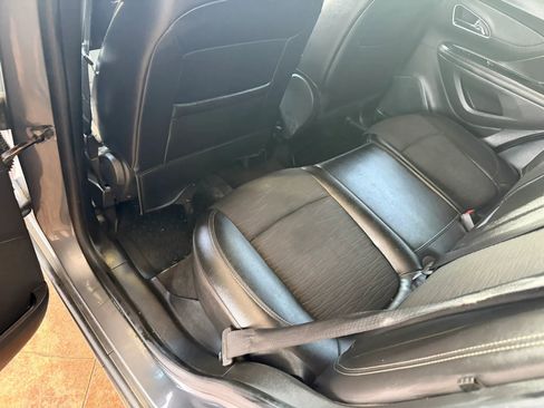 Used 2015 Buick Encore Convenience FWD image 19