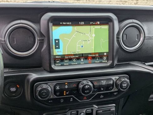 Used 2022 Jeep Gladiator Overland w/ Popular Equipment Package image 19