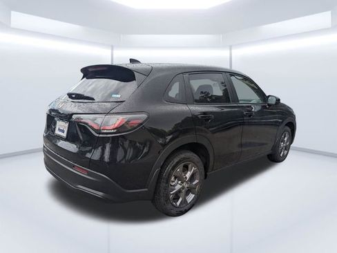 New 2026 Honda HR-V LX image 4