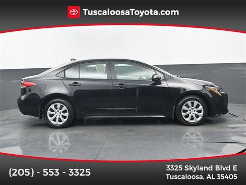 Used 2026 Toyota Corolla LE image 1