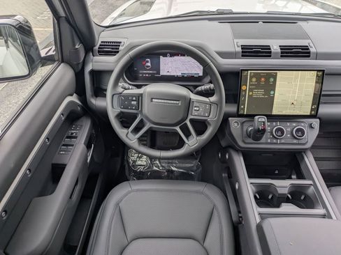 New 2026 Land Rover Defender 110 S image 27