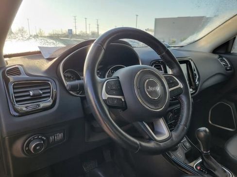 Used 2018 Jeep Compass Limited w/ Navigation Group image 20