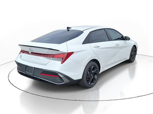 New 2026 Hyundai Elantra Sport image 4