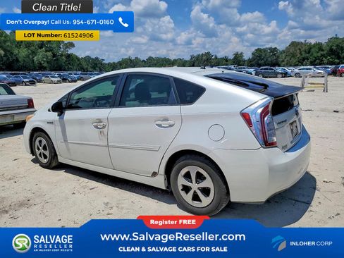 Used 2012 Toyota Prius Two FWD image 3