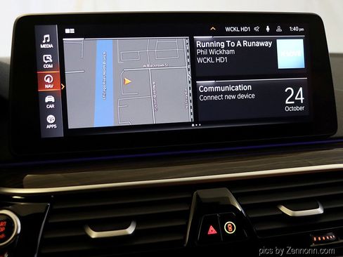 Certified 2023 BMW 530i xDrive w/ Premium Package image 17