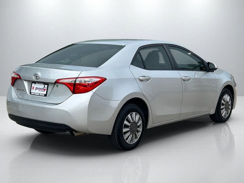 Used 2015 Toyota Corolla L FWD image 5