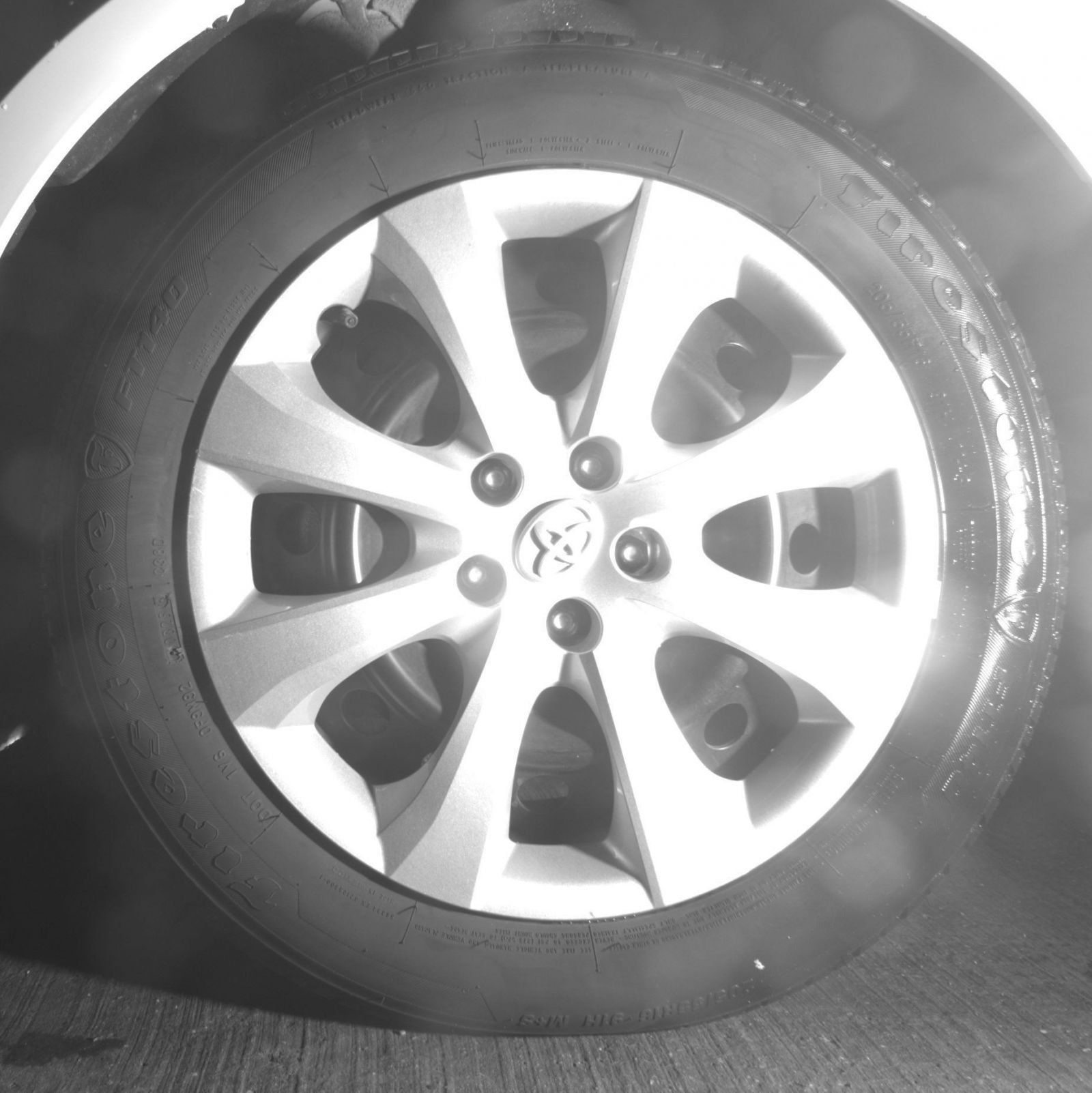Used 2025 Toyota Corolla LE FWD image 13