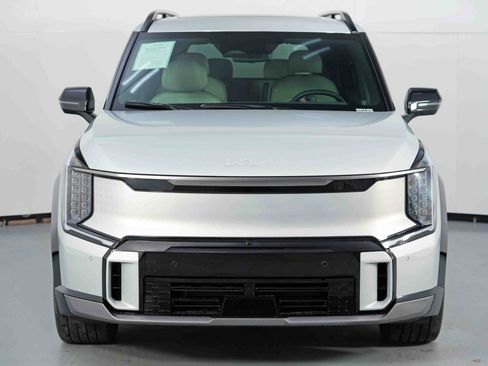 Used 2024 Kia EV9 GT-Line image 52