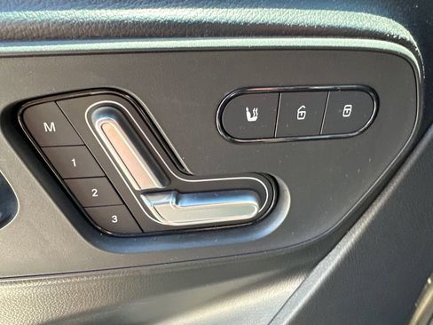 Used 2024 Mercedes-Benz Sprinter 2500 image 9