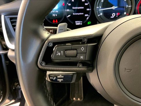 Used 2022 Porsche 911 Cabriolet image 13