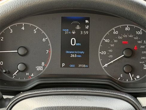 Used 2024 Toyota Corolla Cross L image 29