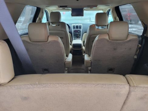 Used 2010 GMC Acadia SLT image 8