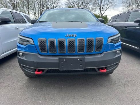 Used 2020 Jeep Cherokee Trailhawk AWD/4WD image 2