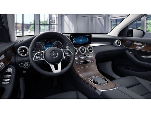 Certified 2020 Mercedes-Benz GLC 300 4MATIC image 3