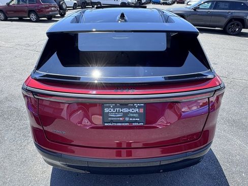 New 2025 Jeep Wagoneer S Limited image 8