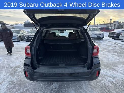 Used 2019 Subaru Outback 3.6R Touring image 28