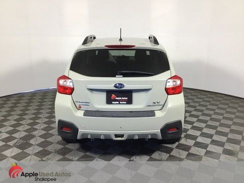 Used 2014 Subaru Crosstrek 2.0i Premium w/ Moonroof Package image 6