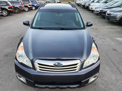 Used 2011 Subaru Outback 2.5i Premium w/ All-Weather Pkg image 3