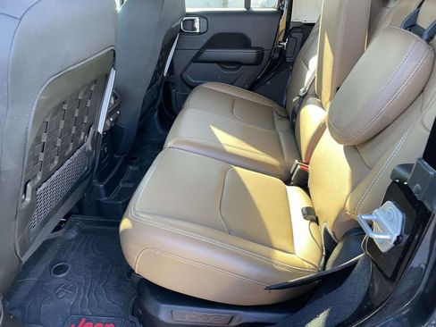 Used 2023 Jeep Wrangler Unlimited Rubicon 4xe w/ Steel Bumper Group image 23