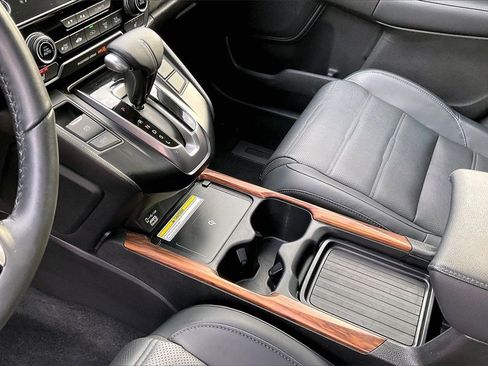 Used 2022 Honda CR-V Touring image 18