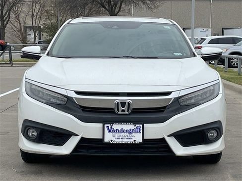 Used 2018 Honda Civic Touring image 7