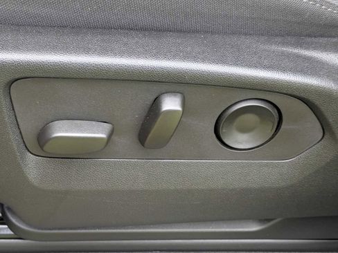 Certified 2024 Chevrolet Silverado 2500 Custom w/ Custom Value Package image 20