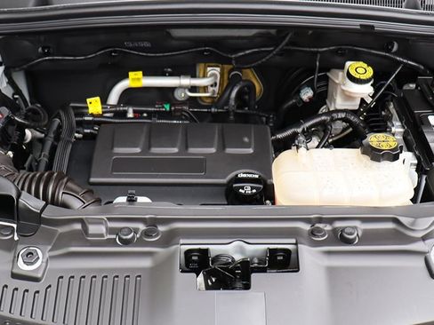 Used 2021 Buick Encore Preferred w/ Safety Package II FWD image 56