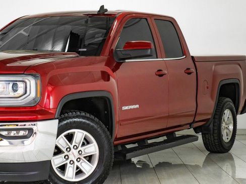 Used 2018 GMC Sierra 1500 SLE w/ SLE Value Package image 55