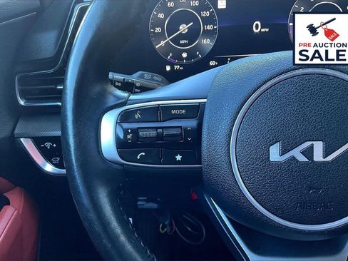 Certified 2024 Kia Sportage SX image 17