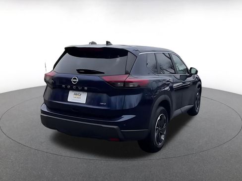 Used 2025 Nissan Rogue SV AWD/4WD image 14