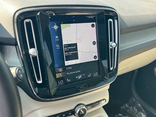 Used 2020 Volvo XC40 T5 Inscription w/ Protection Package Premier AWD/4WD image 17