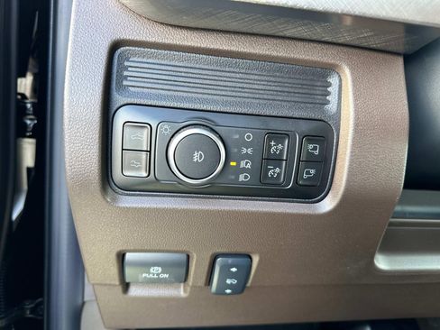 New 2025 Ford F350 King Ranch w/ Chrome Package image 17