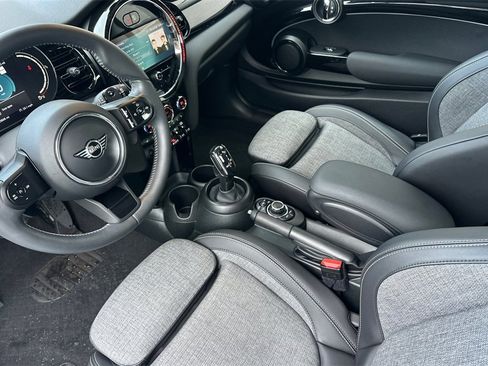 Used 2023 MINI Cooper S w/ Signature Upholstery Package image 10