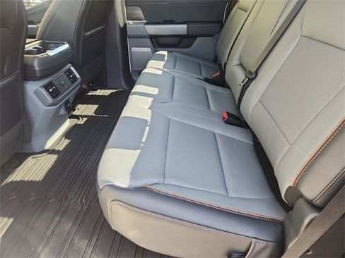 Used 2025 Ford F150 Lariat w/ Equipment Group 501A Mid image 25