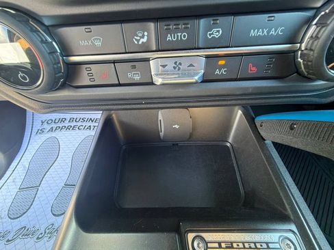 Used 2023 Ford Bronco Outer Banks AWD/4WD image 26