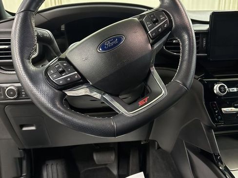 Used 2022 Ford Explorer ST w/ Equipment Group 401A AWD/4WD image 13