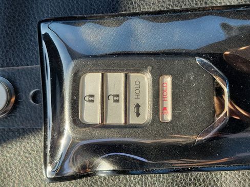 Used 2018 Honda Accord Sport image 33