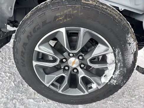 New 2026 Chevrolet Silverado 1500 LT image 38