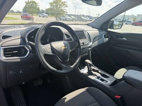 Used 2024 Chevrolet Equinox LT FWD image 11