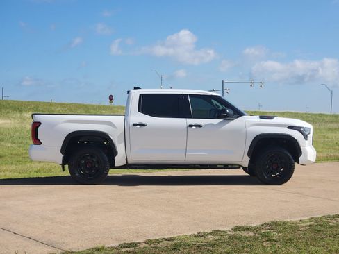 Used 2022 Toyota Tundra TRD Pro AWD/4WD image 7