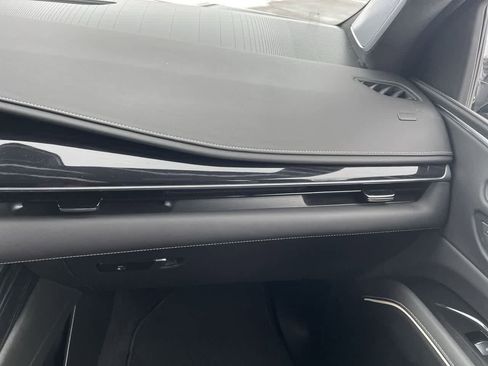 Used 2023 Cadillac Escalade V w/ LPO, ONYX Package image 16