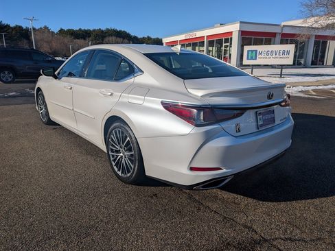 Used 2023 Lexus ES 350 w/ Premium Package image 3