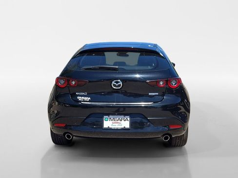 Used 2022 MAZDA MAZDA3 s FWD image 4