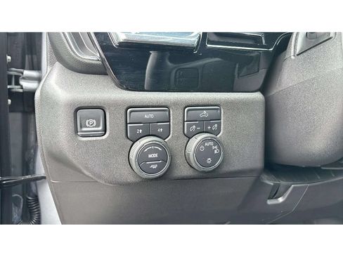 Used 2024 Chevrolet Silverado 1500 LT AWD/4WD image 20