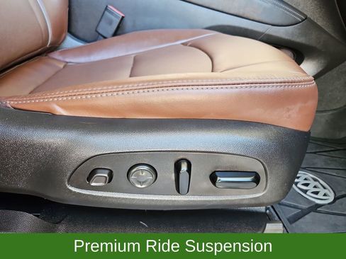 Used 2020 Buick Enclave Avenir w/ Avenir Technology Package AWD/4WD image 27